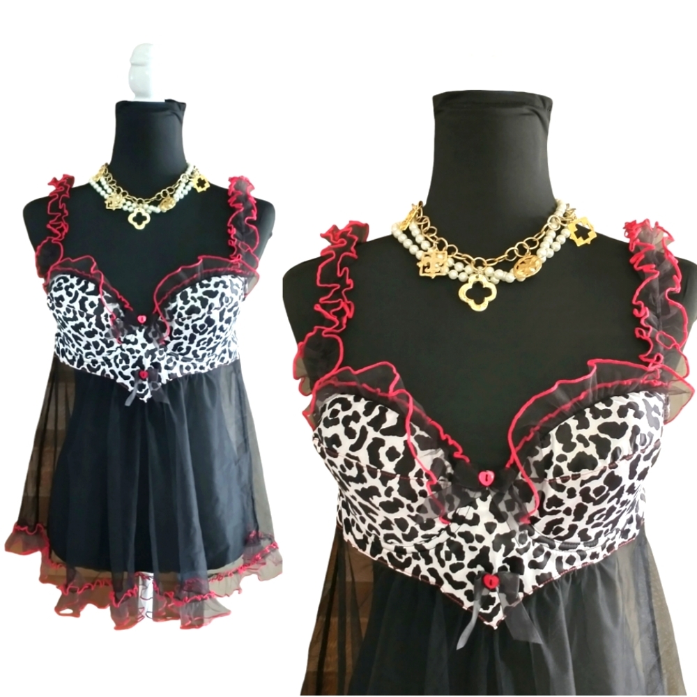 Shirley of Hollywood Women's Lingerie Top. Size/ L